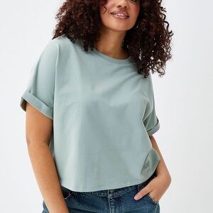 SIMONS TWIK - NWT - Mint Green Tee - organic cotton -  Back to School
